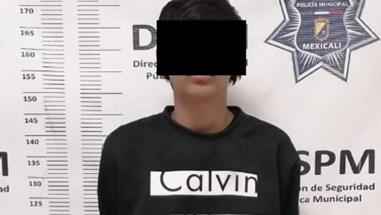 Relacionan a joven con varios robos violentos a Oxxos