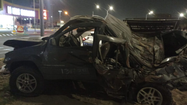 Roban autopartes del “monumento a la imprudencia”