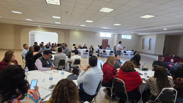 Fortalece Educación análisis de resultados académicos en primaria en San Quintín