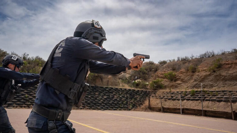 Capacitan a policías estatales en fuerza y reacción inmediata