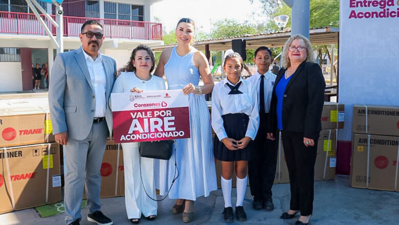Continúa entrega de aires acondicionados en planteles educativos