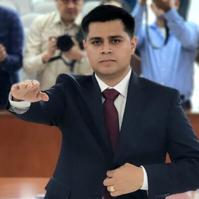 Diputado Ramón Vázquez presenta solicitud de licencia para separarse del cargo